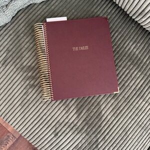 The Dailee 6 month undated planner Burgundy
